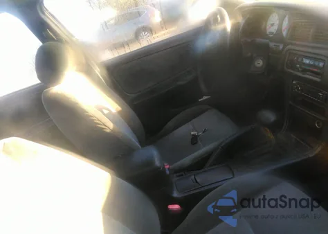 2001 Nissan Altima Se z USA, uszkodzony, nr VIN 1N4DL01D01C219041